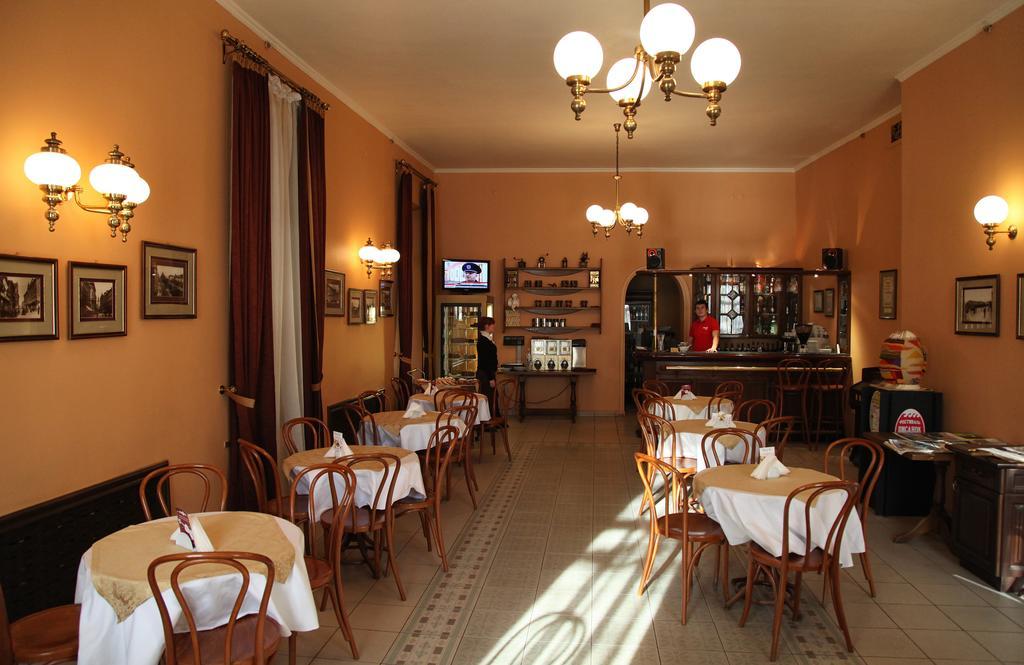 Wien Hotel Leópolis Exterior foto