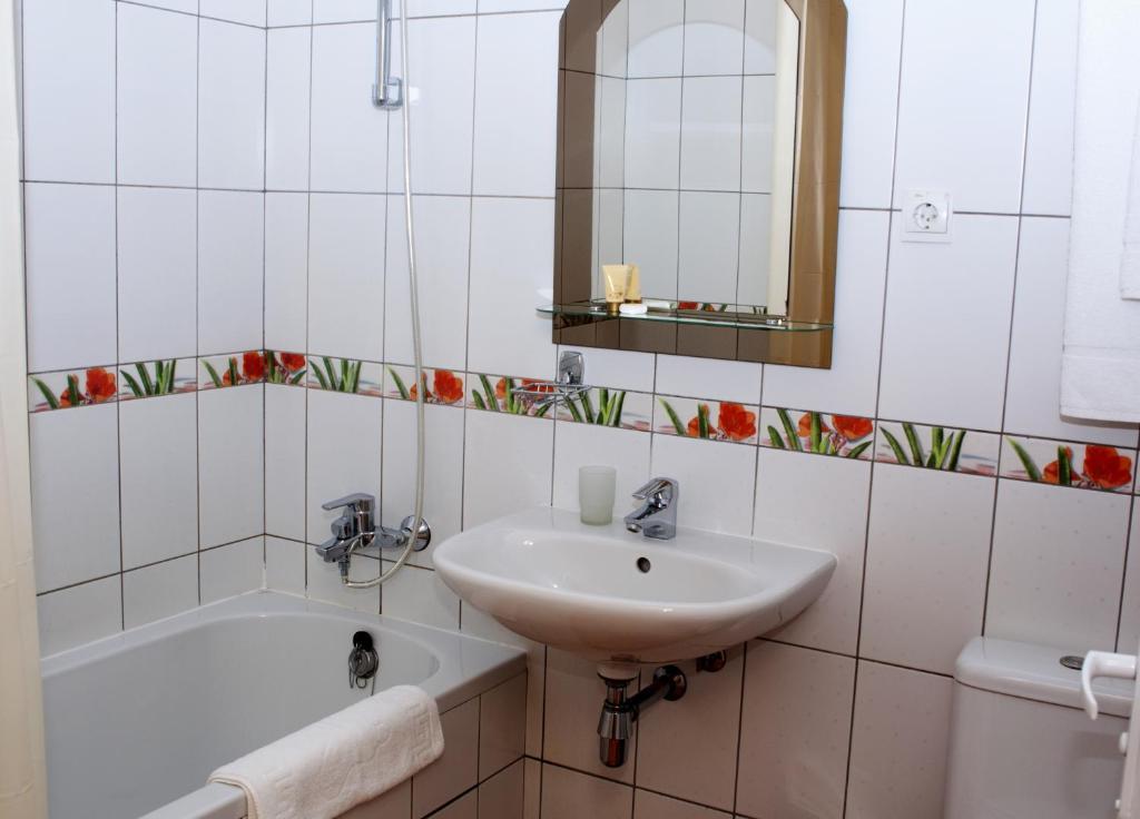 Wien Hotel Leópolis Habitación foto